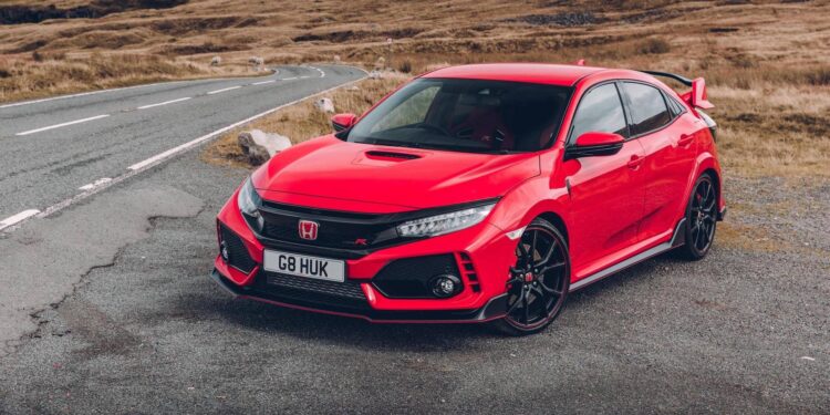 Reasons Why The Honda Civic Is The Most Popular Car in India (2021)
